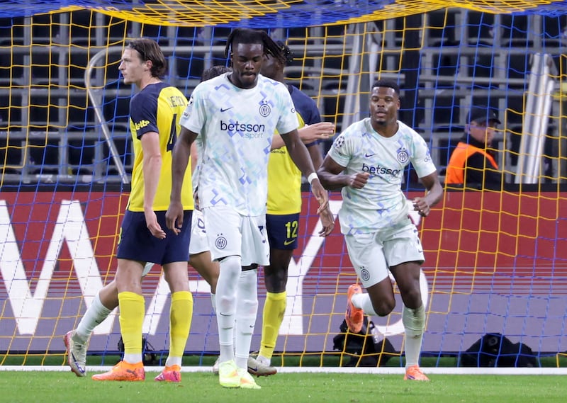 Dumfries, è corta la coperta Inter