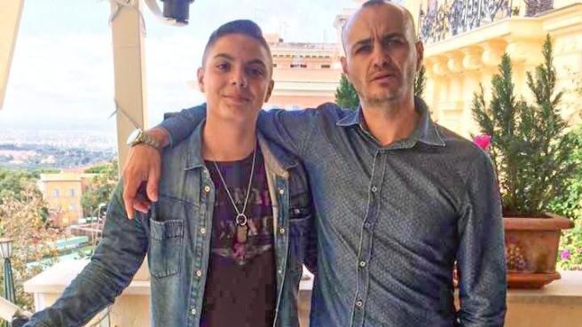 Thomas ammazzato per uno scambio di persona. Arrestati padre e figlio: "A sparare fu il giovane"