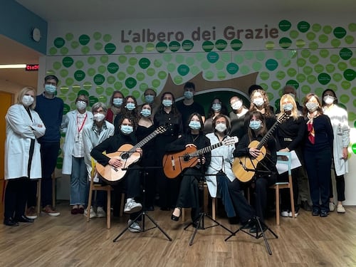 Musica in corsia, la musica che cura
