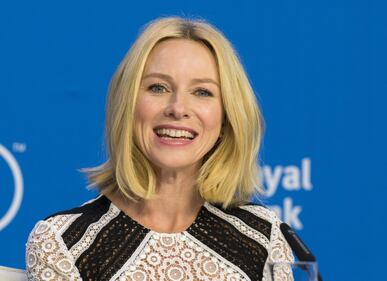 Naomi Watts, raggiante e bellissima per l'apertura del Festival di Toronto 24