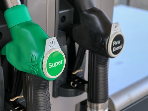 La radio che regala carburante