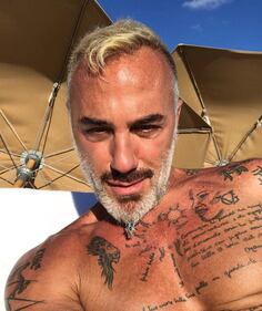 Gianluca Vacchi, l'imprenditore su Instagram 11