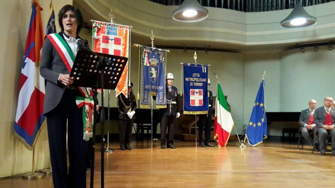 Milano e Torino in corsa per le Olimpiadi 2026. Ma il Coni gioca d'attesa