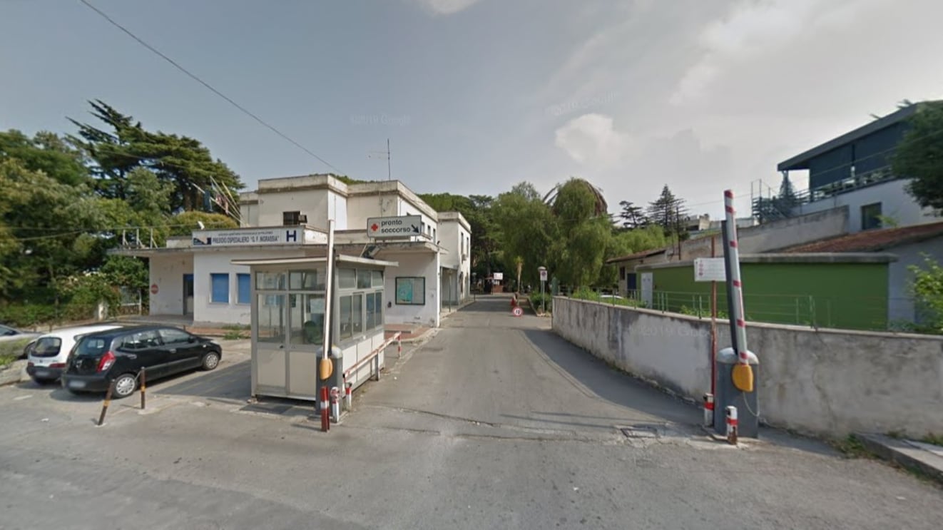 Muore dopo 8 giorni lasciata su una barella. Indagini nell'ospedale di Palermo