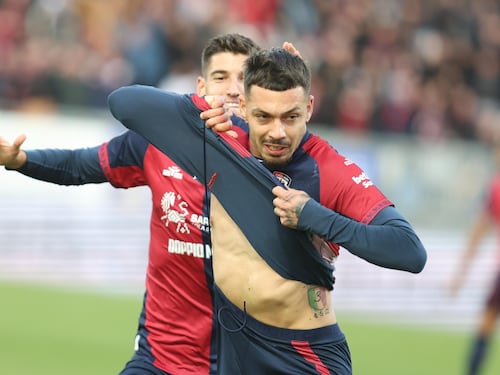 La Roma cade in trasferta a Cagliari: Gaetano affonda i giallorossi nel finale