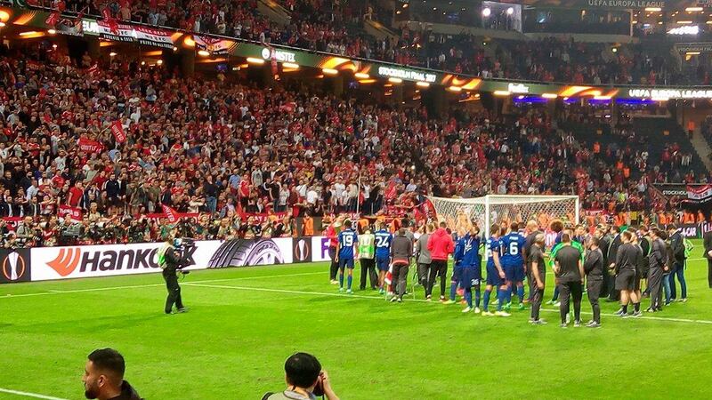 Europa League, i due italiani imbucati alla finale nell'area Vip 8