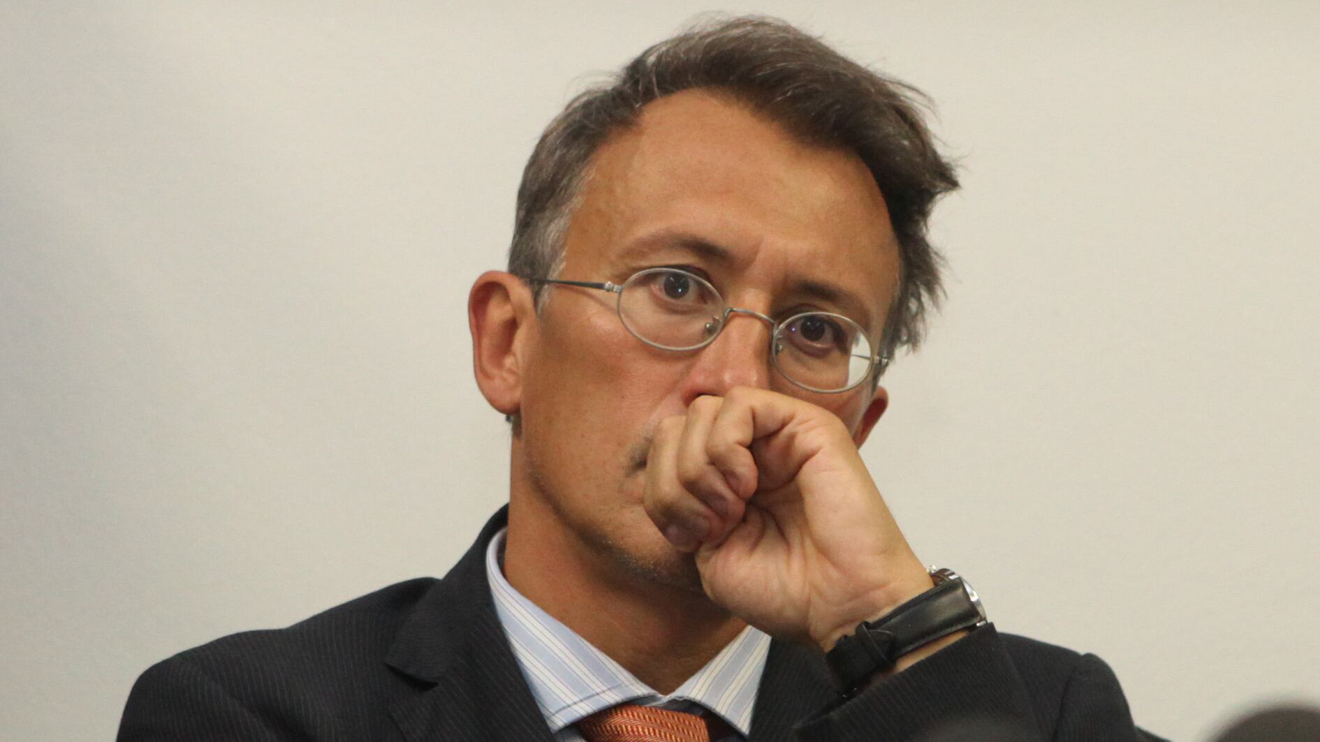 Veleni e corvi al Csm. Così il "pentito" Amara travolge i tribunali. E ora Cantone indaga sulla loggia Ungheria