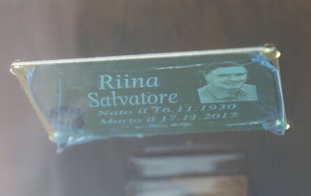 Riina sepolto al cimitero di Corleone 8