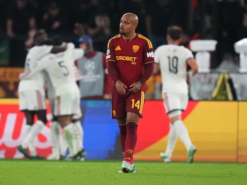 Così fa tanto Malen. La Champions beffa tutte le italiane