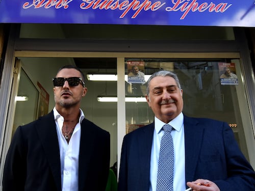 Fabrizio Corona entra in politica: candidato al Consiglio Comunale di Catania