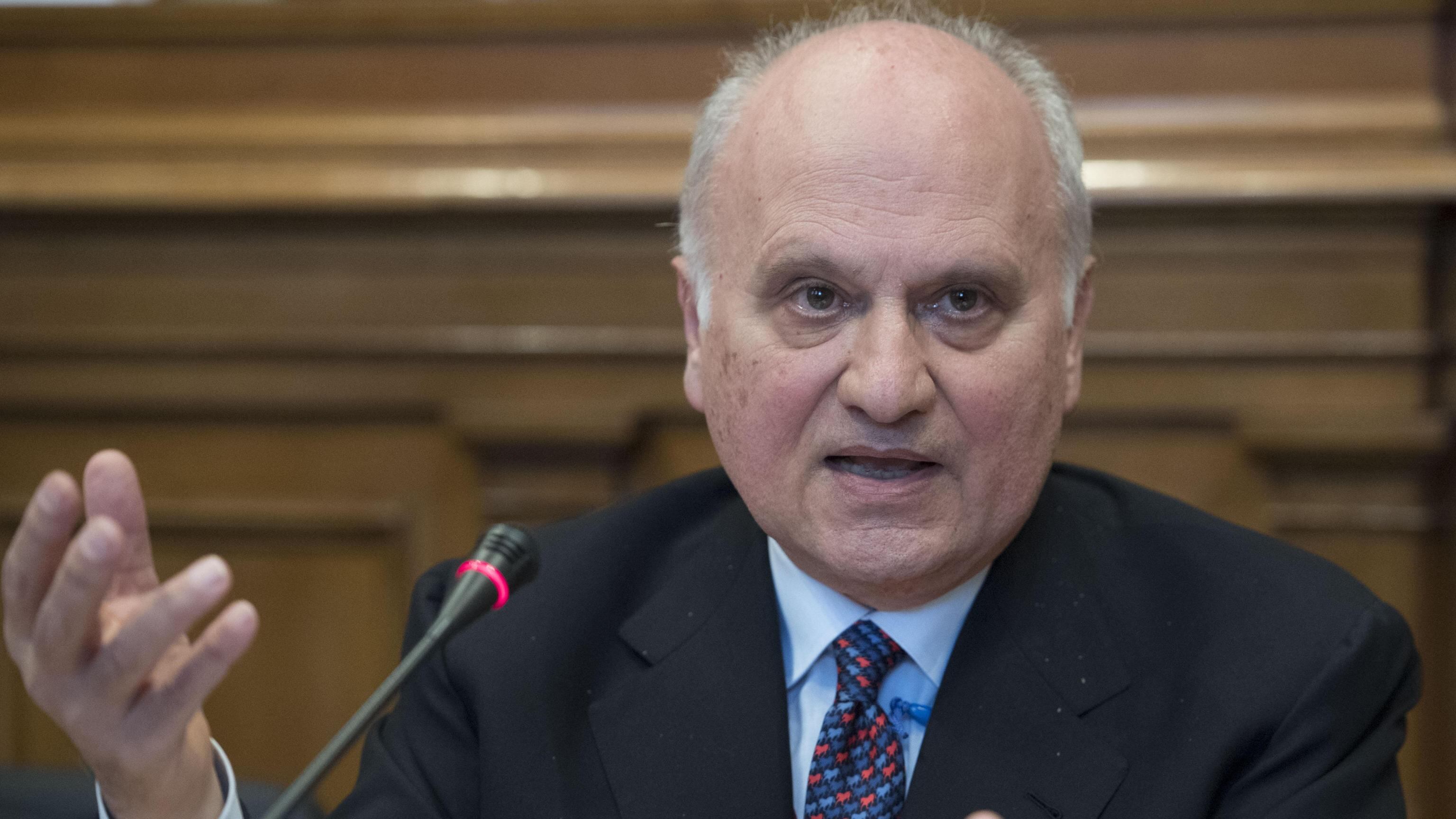 Così è esplosa la "bomba a orologeria" su Fdi. E i grillini si sono rimangiati la parola data
