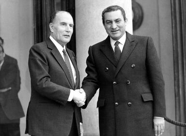 La vita del dittatore egiziano Hosni Mubarak 1