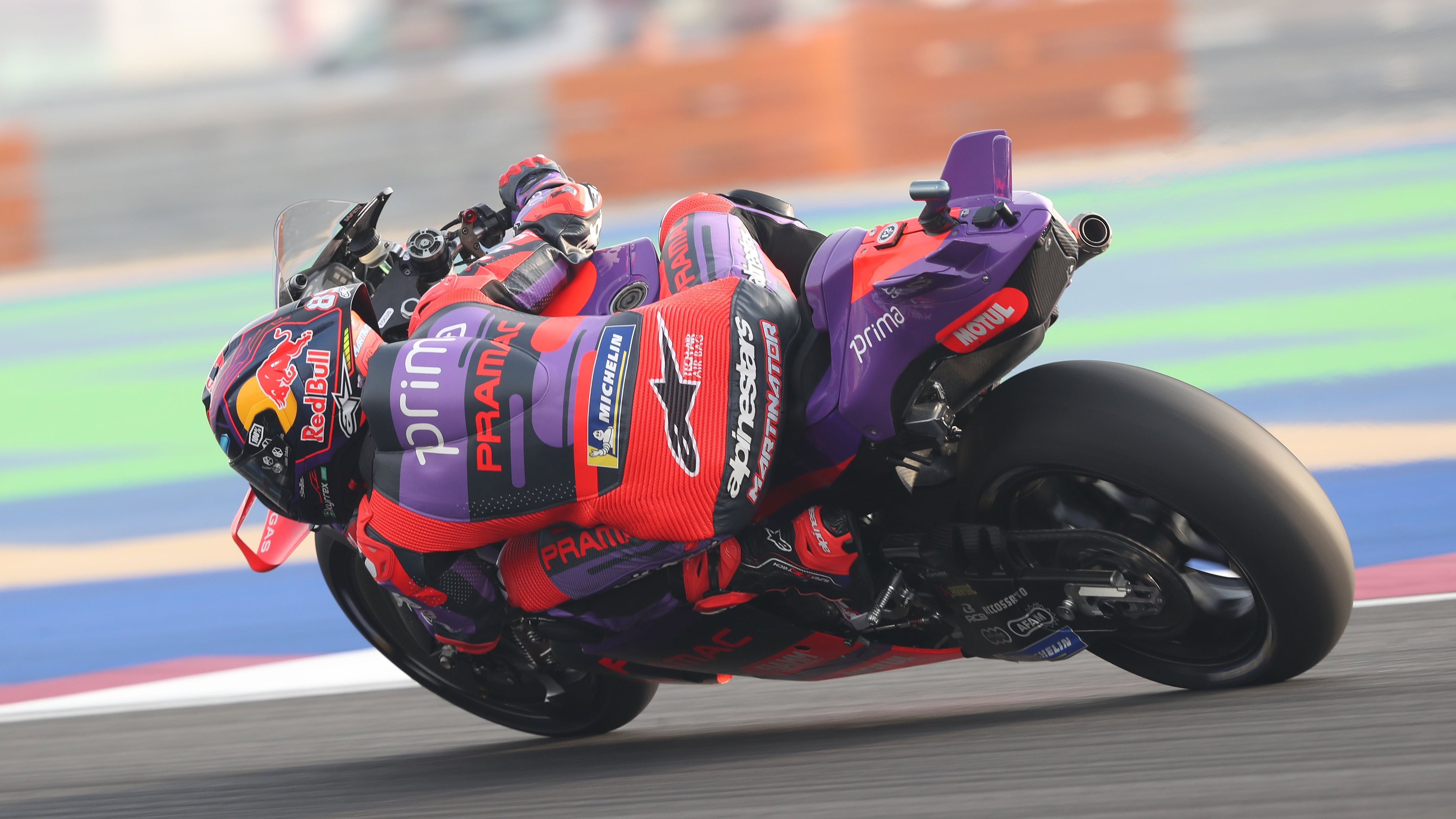 Fp di Francia, Martin è Sprint. Pecco tradito dalla Rossa