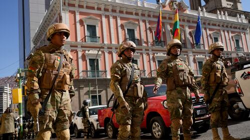 Fallito il colpo di Stato in Bolivia, le immagini dell'assedio 10