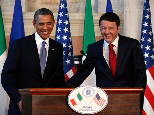 Renzi vuo' fa' l'americano: "Obama è il mio ideale"