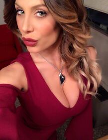 Paola Caruso in costume sulla neve 8