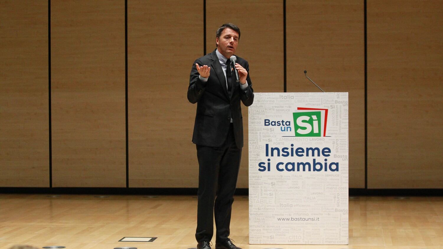 Renzi vede la fine del Pd: "Li saluterò da lontano"