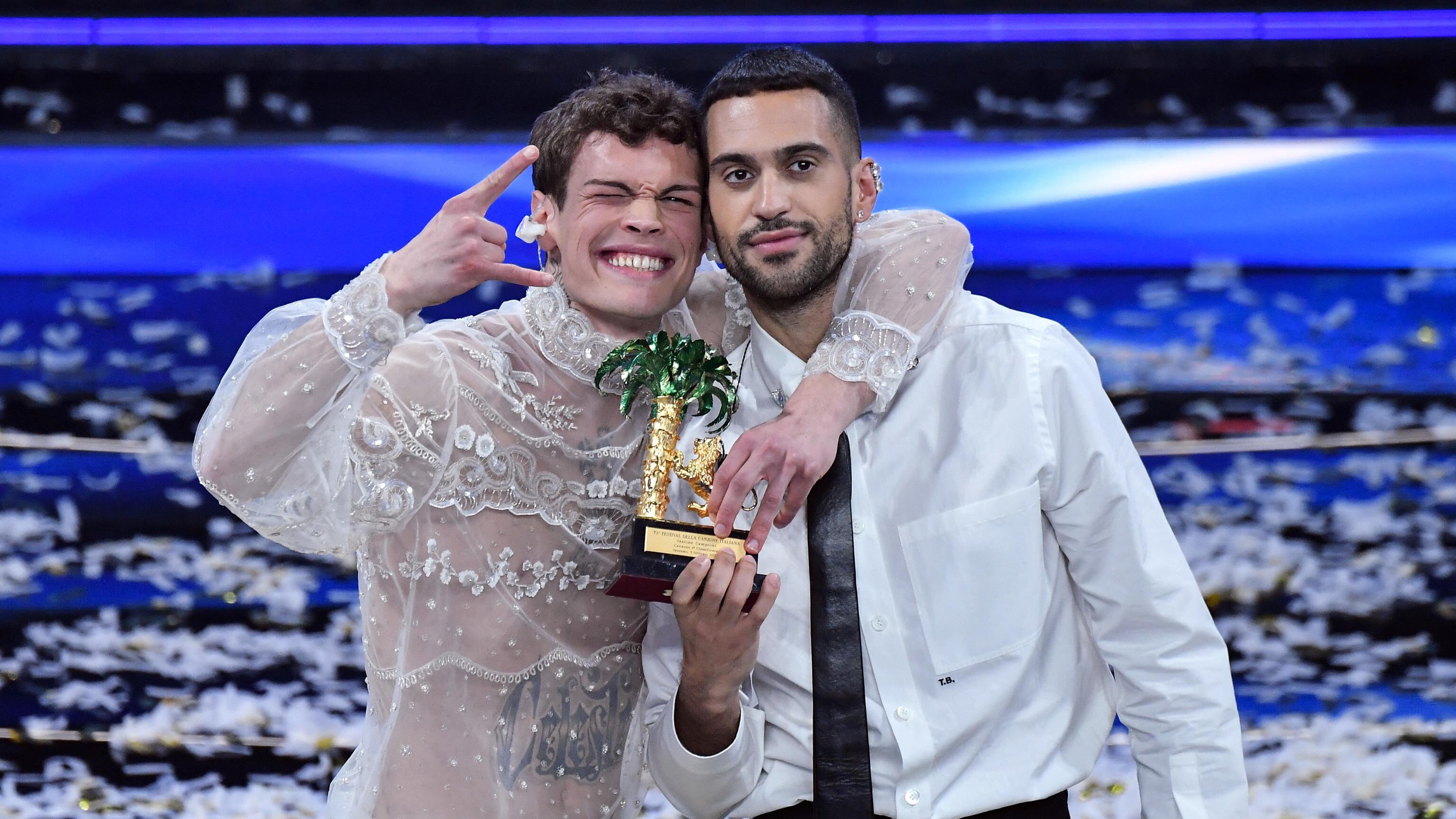 "È plagio, fatelo all'Eurovision". Piovono accuse su Mahmood e Blanco