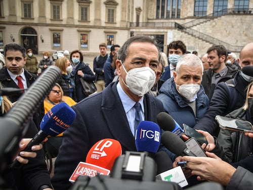 In 10mila all'Arco per la pace "Milano ostello dei profughi"