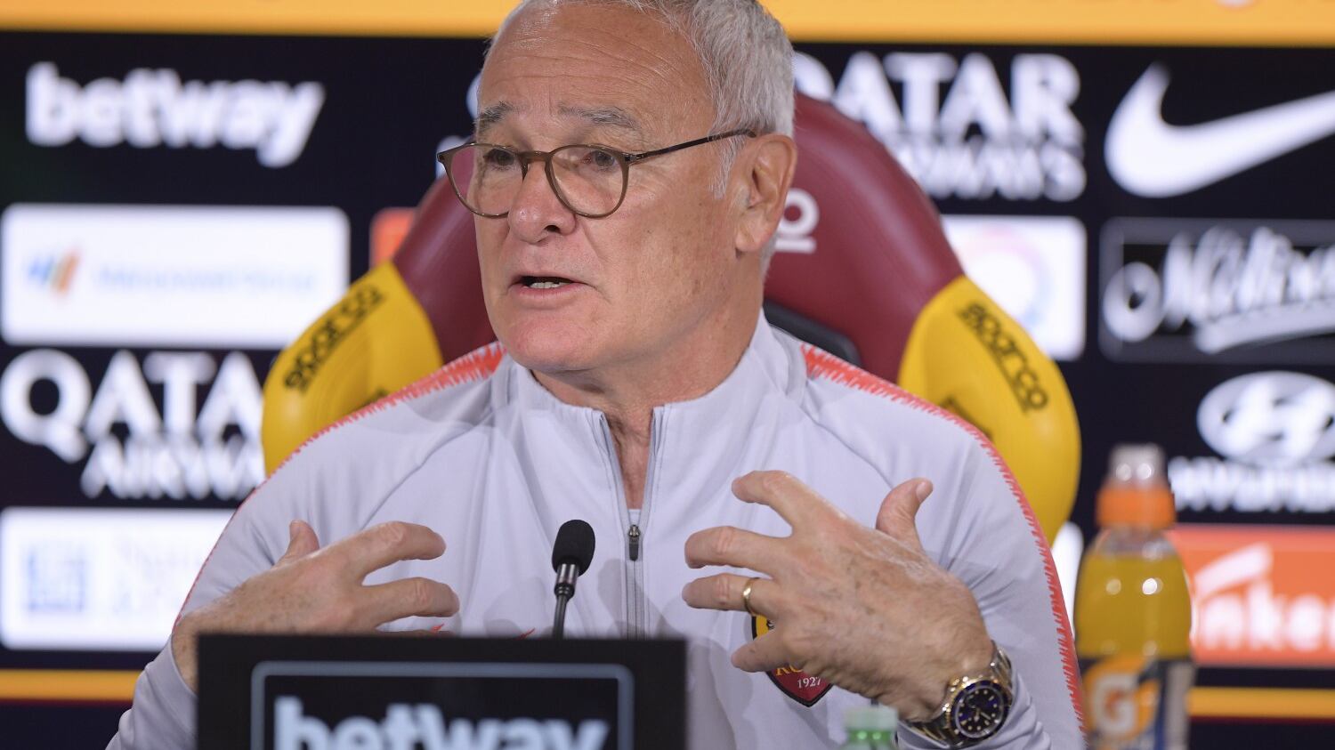Ranieri si schiera con De Rossi: "L'avrei tenuto"