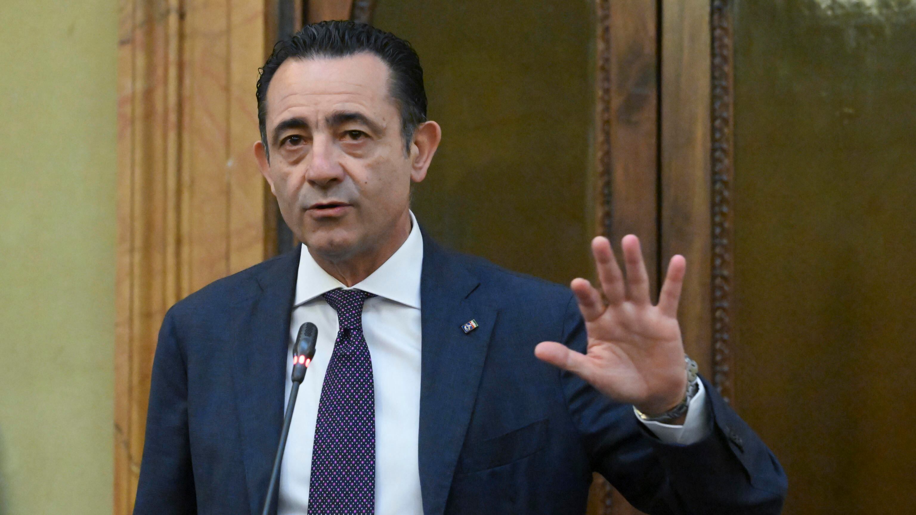 "I cattivi maestri alimentano la violenza. E l'ostilità è una costante della sinistra"