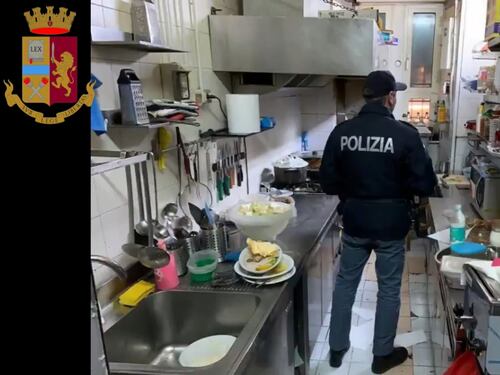 Sporcizia e pessime condizioni igieniche: chiuso ristorante etnico