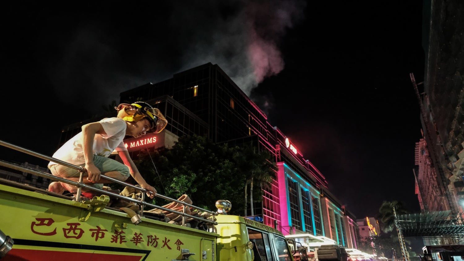 Manila, dà fuoco a un resort: 36 persone morte per asfissia