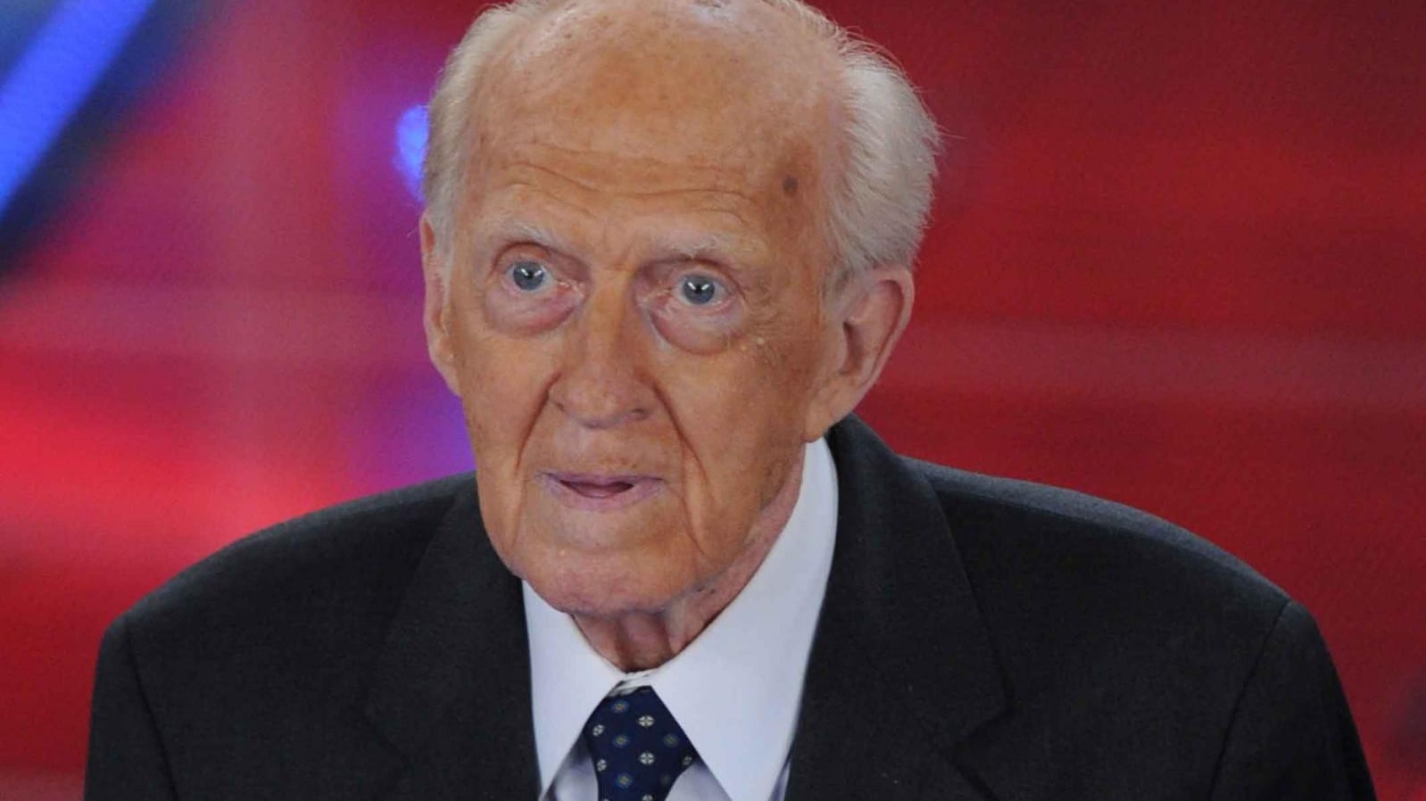 Dieci anni senza Vianello. La risata più elegante del '900