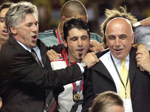 Ancelotti rossonero ma solo a... metà Il Milan corre ai ripari