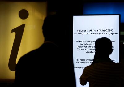Aereo disperso, il dolore dei parenti dei passeggeri 5