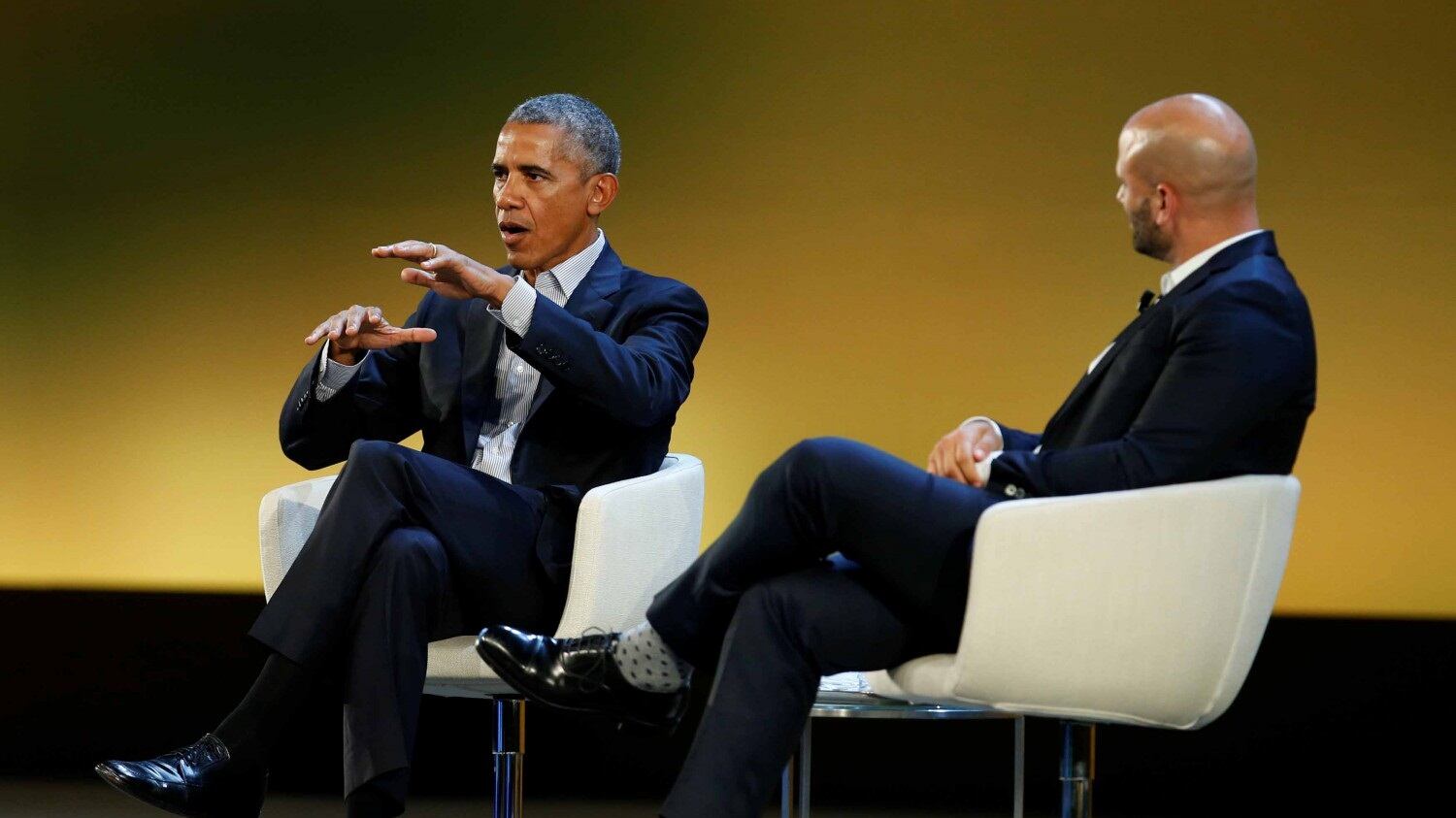 Obama (quando gli fa comodo) lavora per 17.20 dollari all'ora