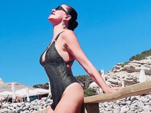 La Parietti da Ibiza polemica sul tampone: "Un modo per disincentivare il turismo all'estero"