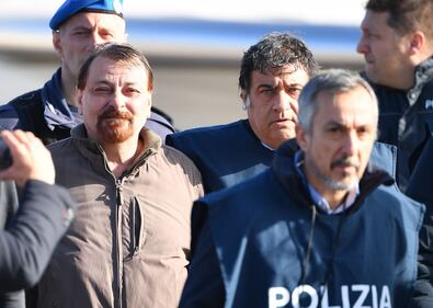L'arrivo di Battisti a Ciampino 1