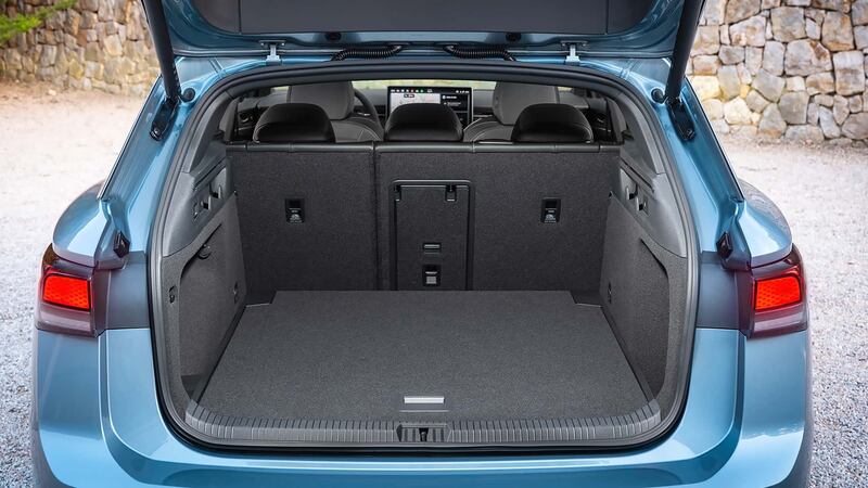 Nuova Volkswagen ID.7 Tourer, guarda tutte le foto 7