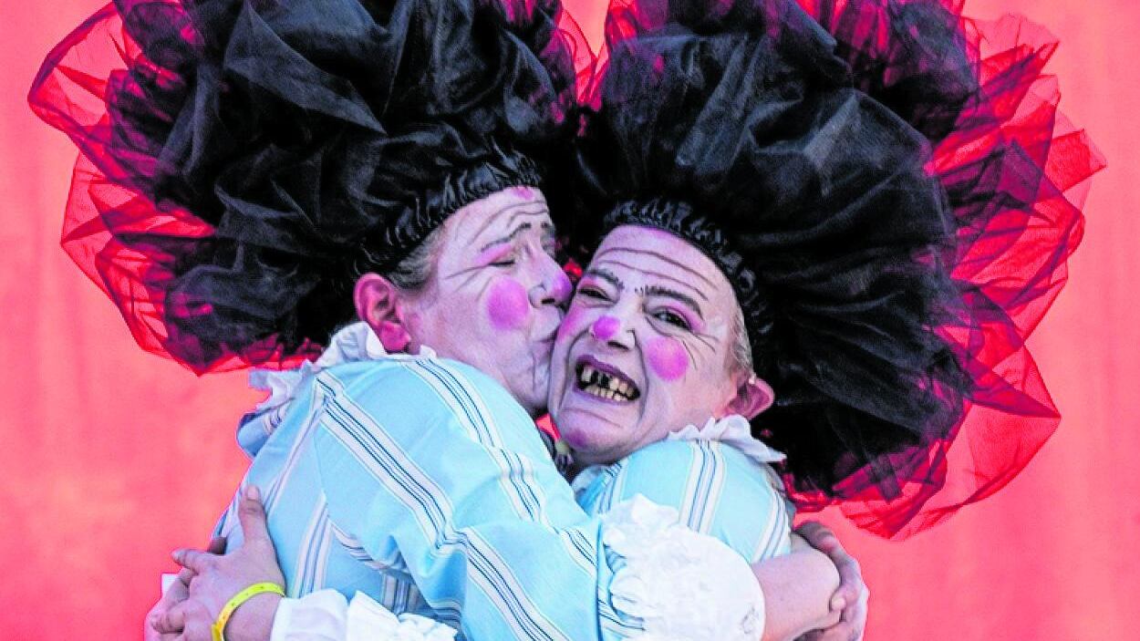 Il Festival dei Clown riempie le piazze: "Educhiamo agli affetti"