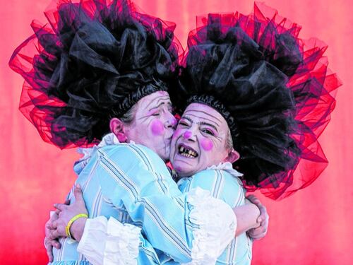 Il Festival dei Clown riempie le piazze: "Educhiamo agli affetti"