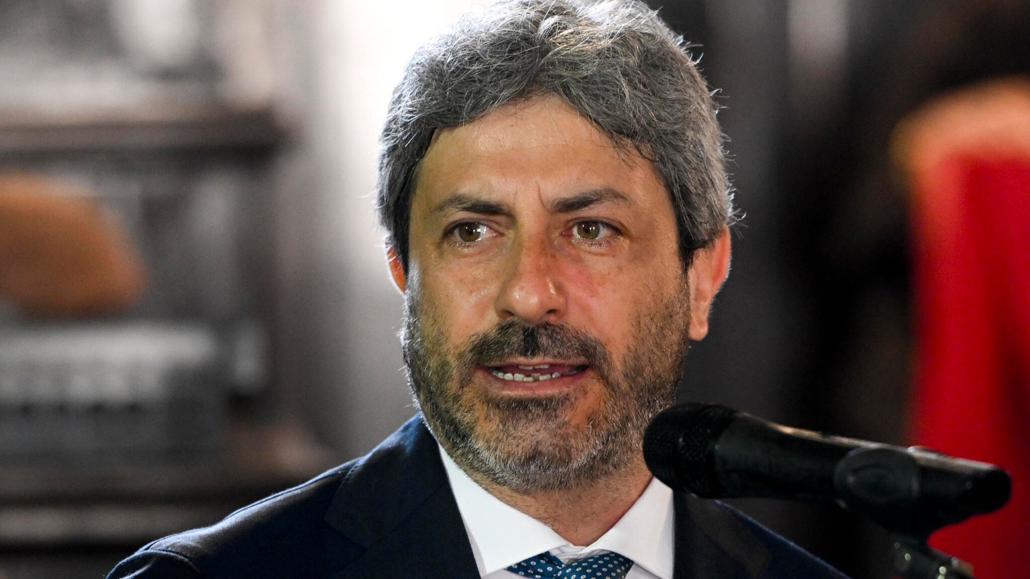 "Cooperiamo con Schlein". Fico spinge verso il campo largo col Pd