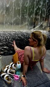 Milano: scatti dalla  fontana d'Apple in Pizza Liberty  3
