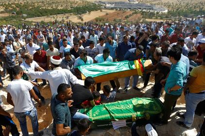 Gaziantep piange le vittime del terrorismo 18