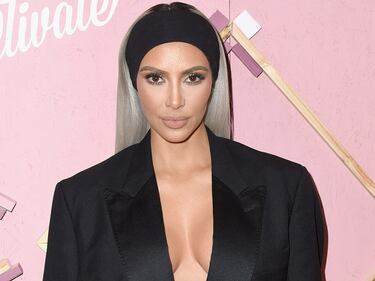 Kim Kardashian sexy in spiaggia 8