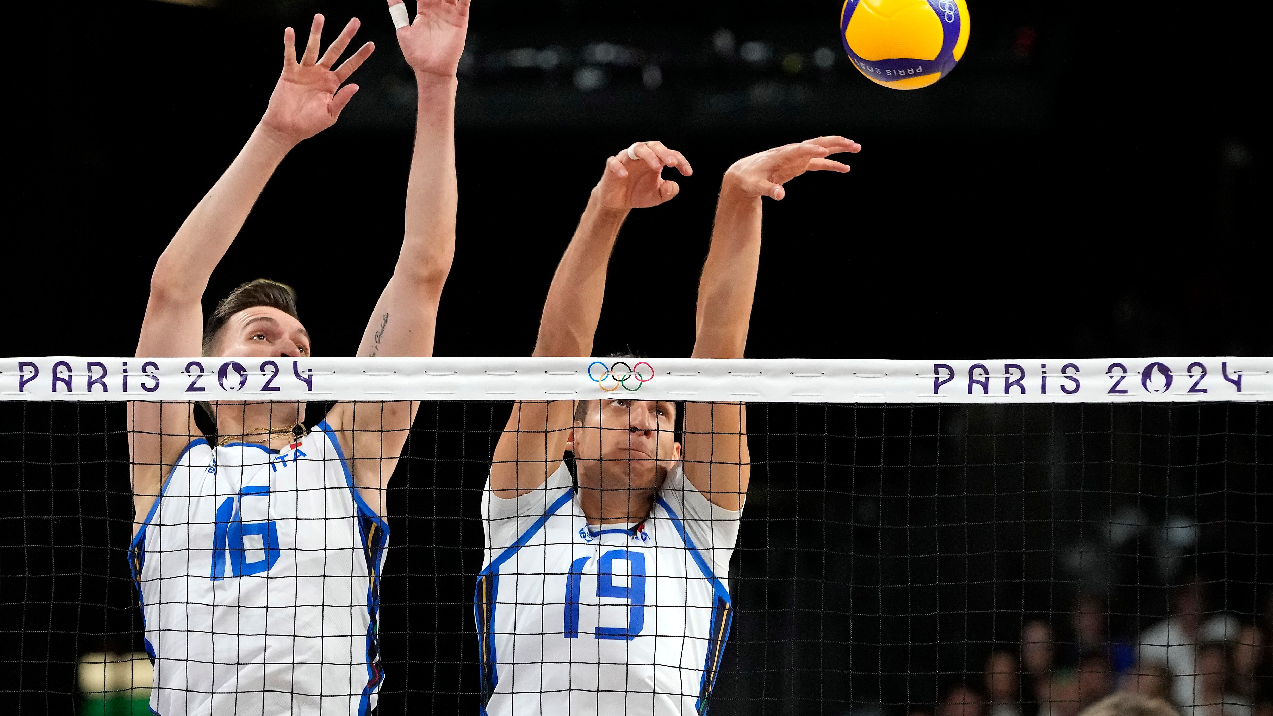 Urlo Francia: l'Italvolley fa scena muta