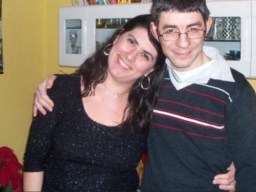 Il marito della donna morta per il parto: "Lasciata sola sanguinante"