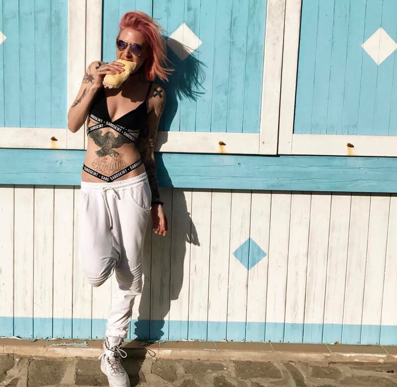 Valentina Pegorer ed Ema Stokholma, le foto sexy 11