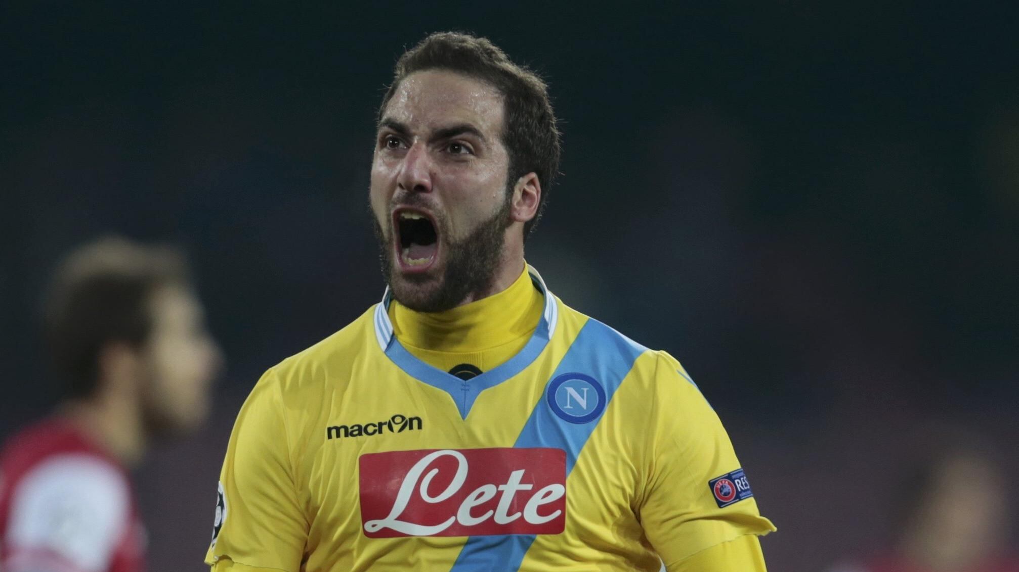 Higuain, Pjanic, De Rossi. È un assalto alla serie A