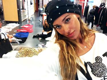 Belen e i social: è sempre più amore 6