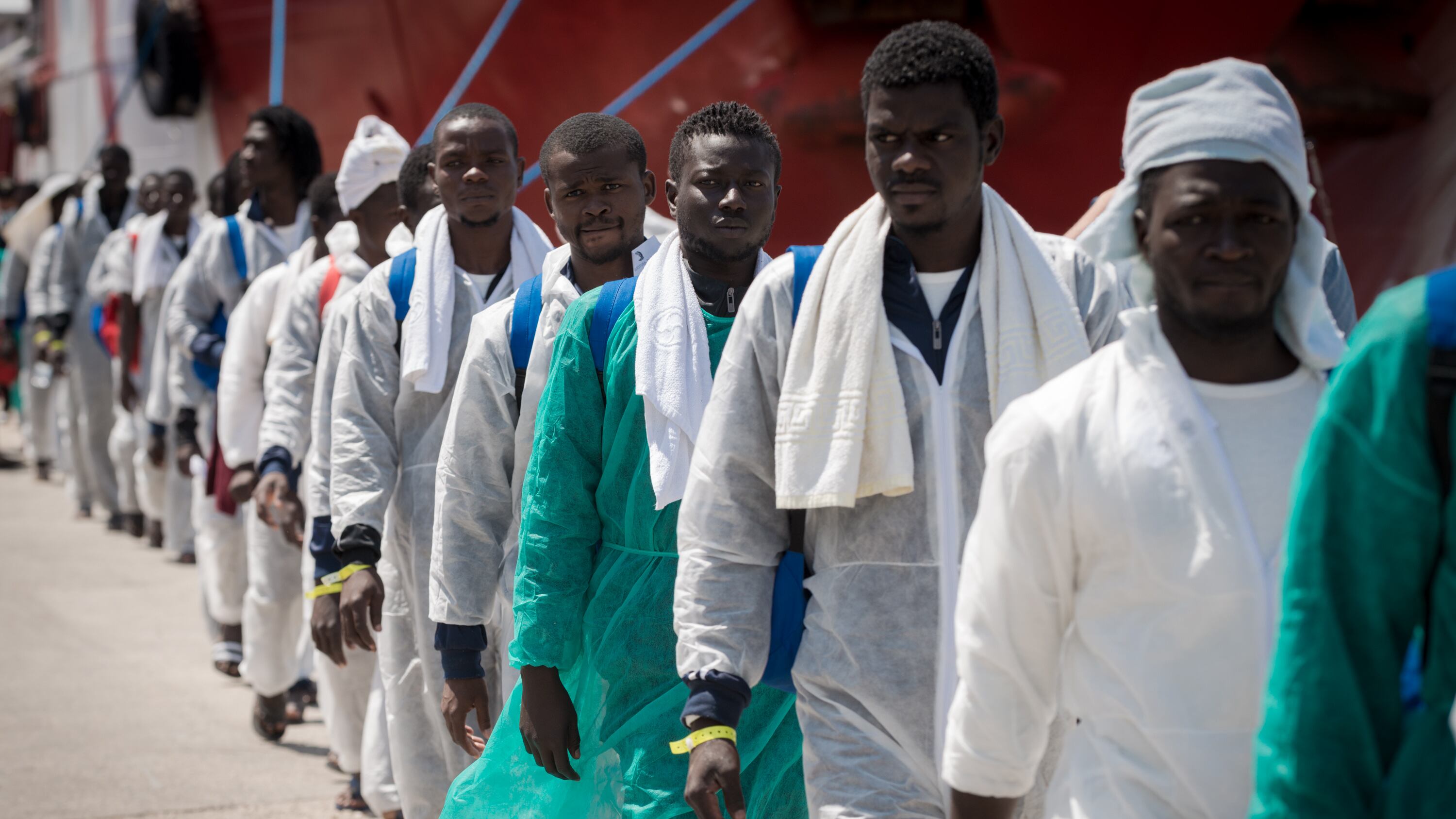 Favoreggiamento immigrazione clandestina, la Cassazione assolve 4 eritrei