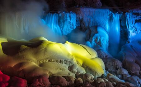 Niagara falls: uno spettacolo congelato 4