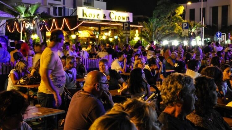 Gli Arctic Monkeys aprono il Roma Summer Fest