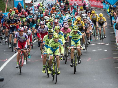 Ciclisti schiavi dei sonniferi. I medici: "Sono assuefatti..."