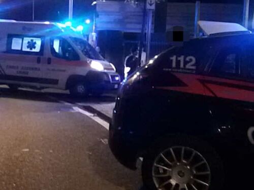 Vuol comprare dell'alcol e picchia mamma e sorella per soldi: notte di paura nel catanese